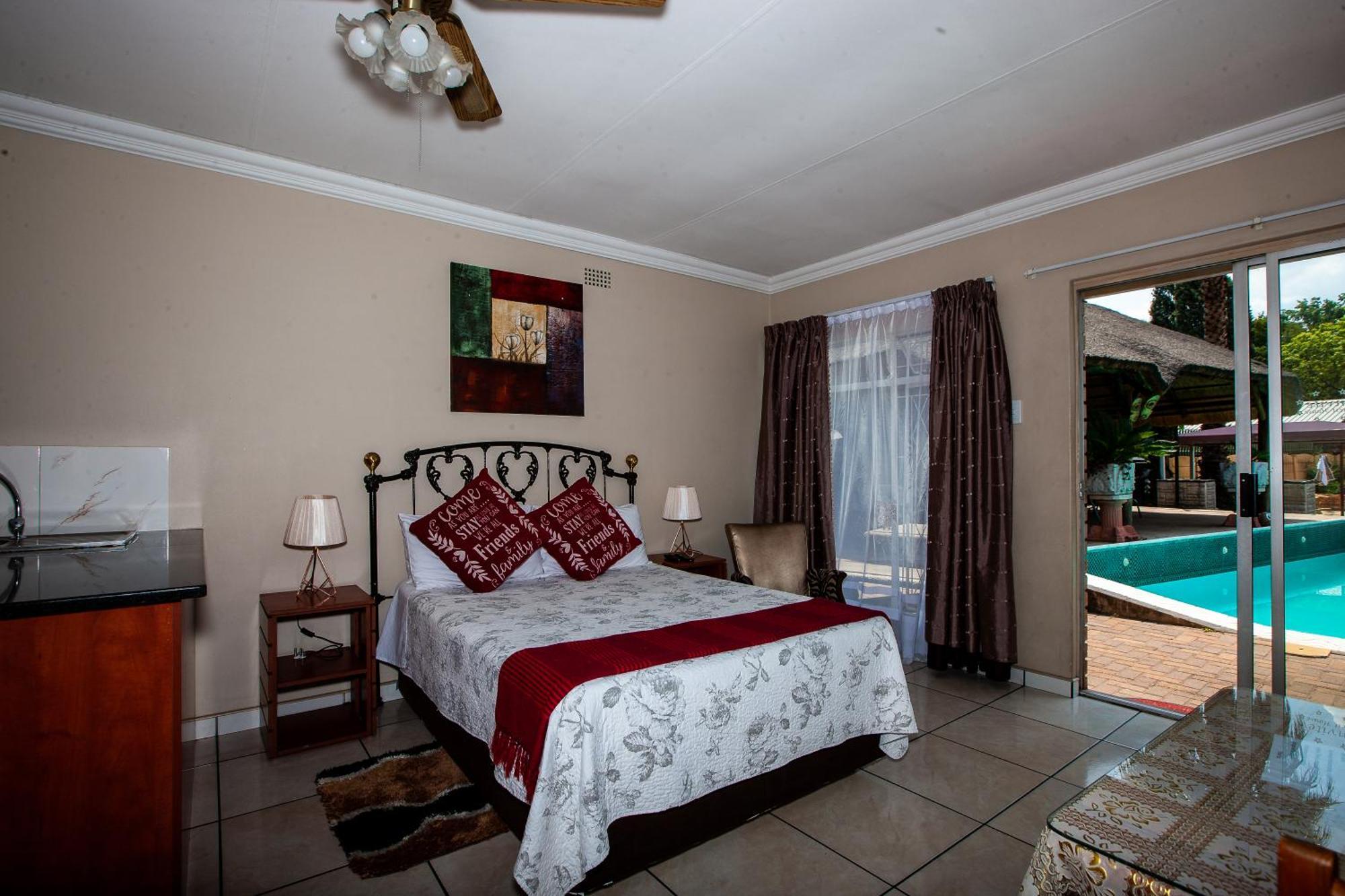 Invite Guest House - Self Catering Accommodation In Vanderbijlpark Exterior foto